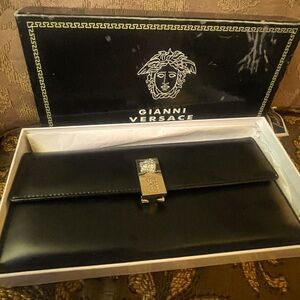 Vintage Gianni Versace Signature bifold wallet. Like New!